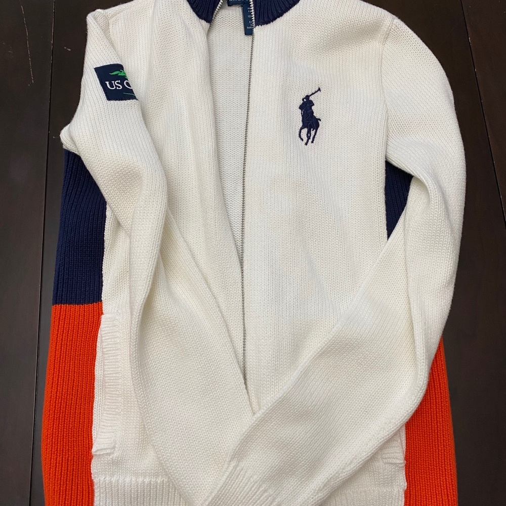 Women’s Ralph Lauren zip up sweater size Small